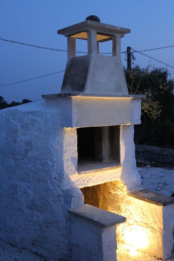 Trulli Colibri' Villa Locorotondo Eksteriør billede
